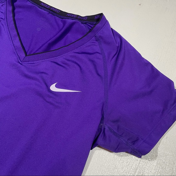 Nike Pro Purple V Neck Short Sleeve Tee T-Shirt Gym Athletic - Picture 3 of 7
